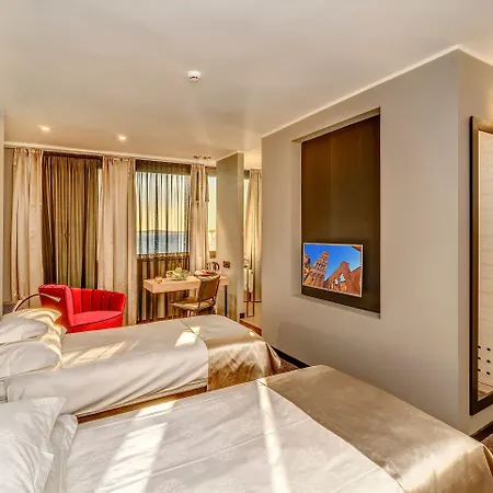 The View Luxury 4* Split