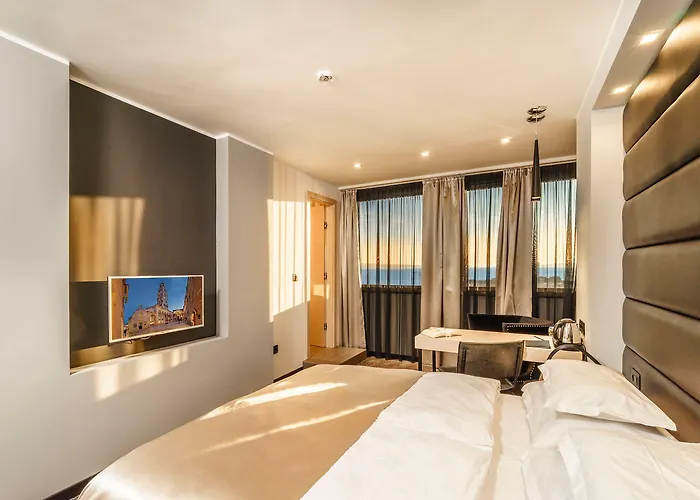 The View Luxury Panzió 4*