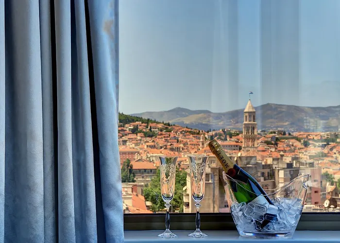 Panzió The View Luxury Split