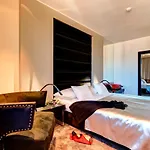 The View Luxury 4* Split