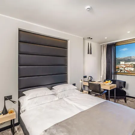 ベッド・アンド・ブレックファスト ザ ビュー ラグジュアリー ルームス スプリト