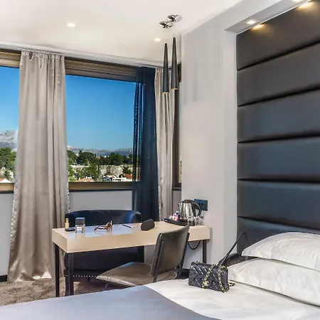 ベッド・アンド・ブレックファスト ザ ビュー ラグジュアリー ルームス