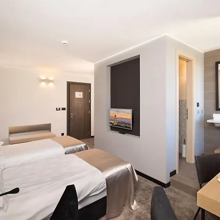 ザ ビュー ラグジュアリー ルームス スプリト