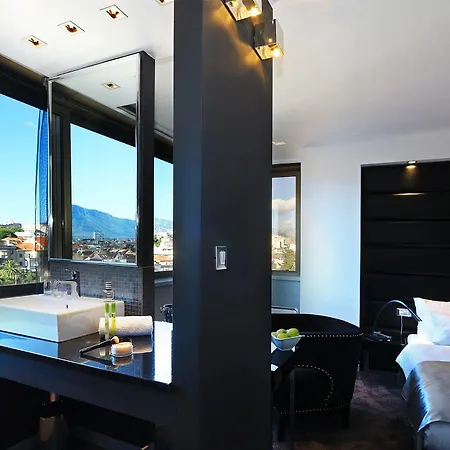 ザ ビュー ラグジュアリー ルームス ベッド・アンド・ブレックファスト 4*