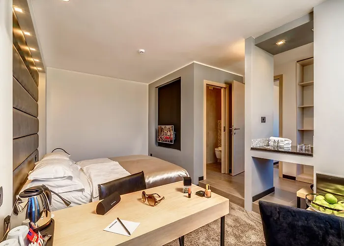 The View Luxury 4* Сплит