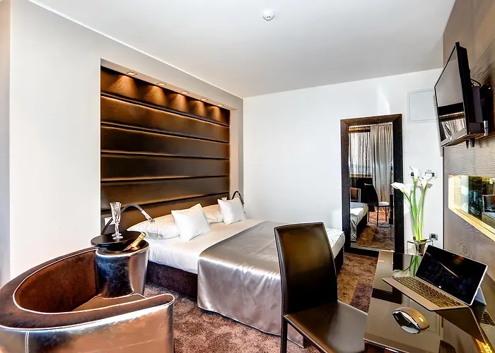 The View Luxury 4* Сплит