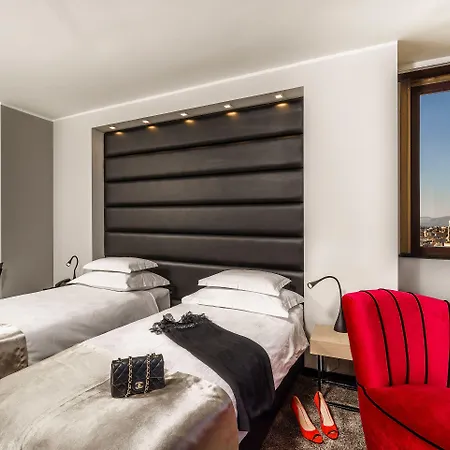 The View Luxury 4*
