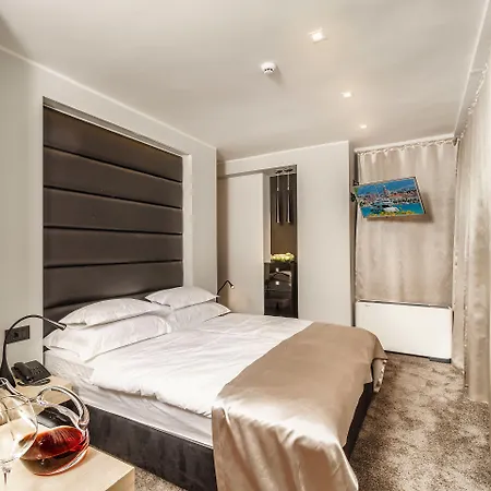 The View Luxury 4*