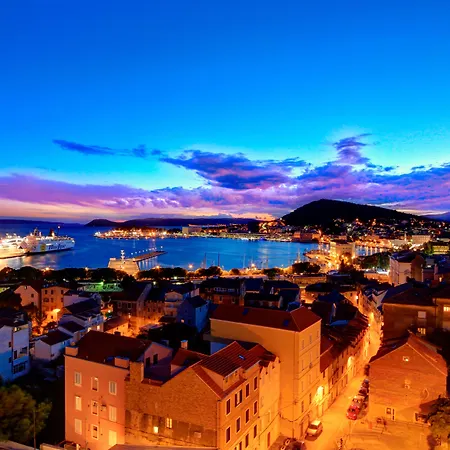 The View Luxury 4* Сплит
