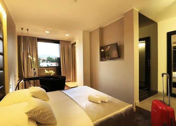 뷰 럭셔리 룸스 B&B 스플리트