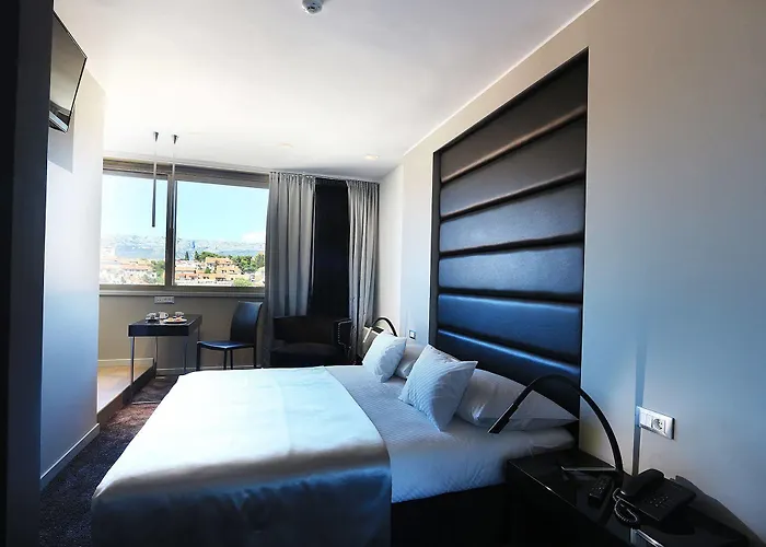 The View Luxury Panzió 4*