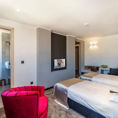 The View Luxury 4*