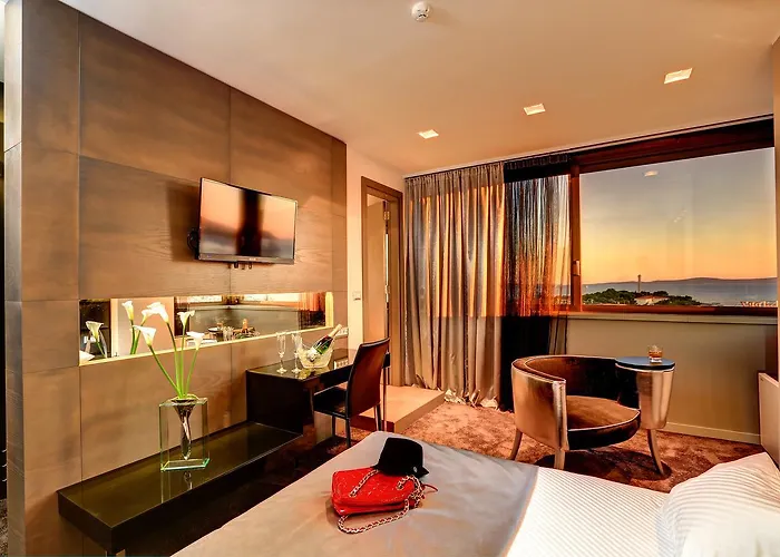 The View Luxury Отель типа 